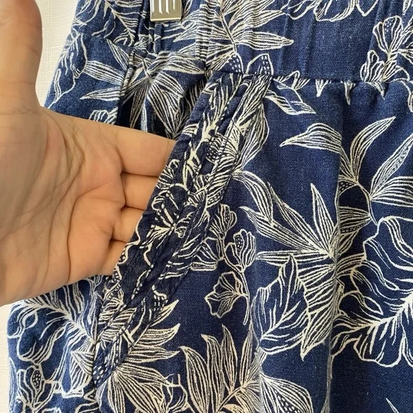 Womens Medium BRIGGS Linen Blend Shorts Navy Blue White Hawaiian Print - Picture 4 of 12